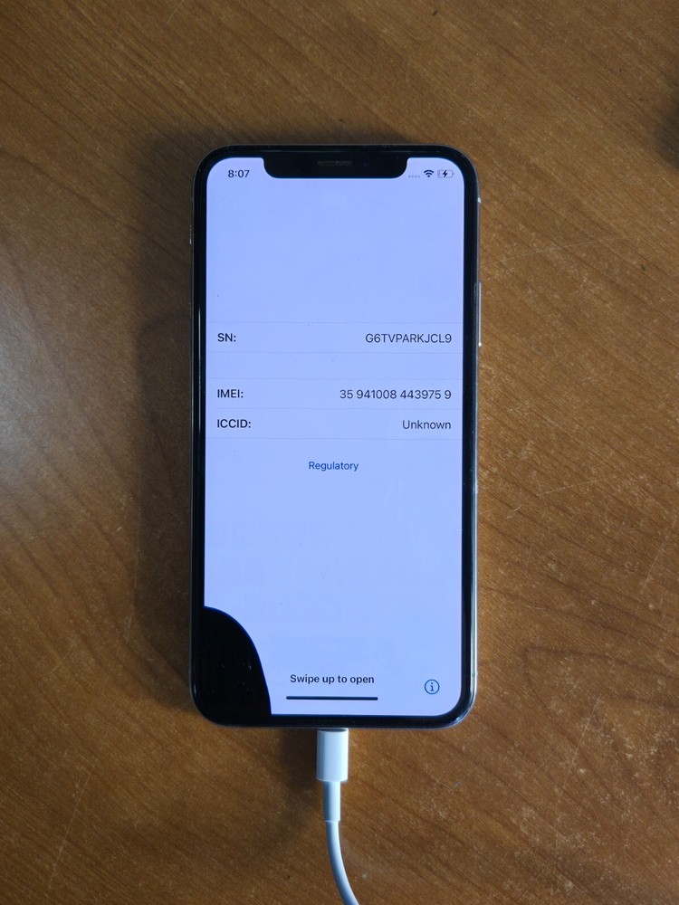 Apple iPhone X - 256 GB - White (Unlocked)