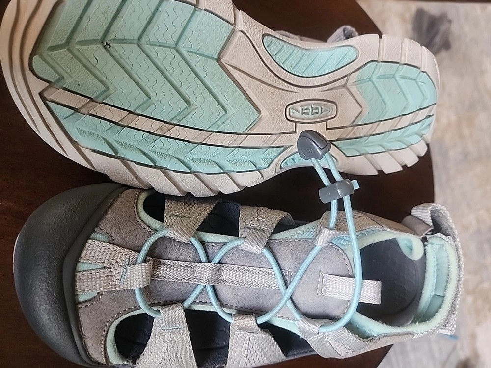 KEEN Newport H2 Womens Waterproof Hiking Sandals in Gray Mint Size 8