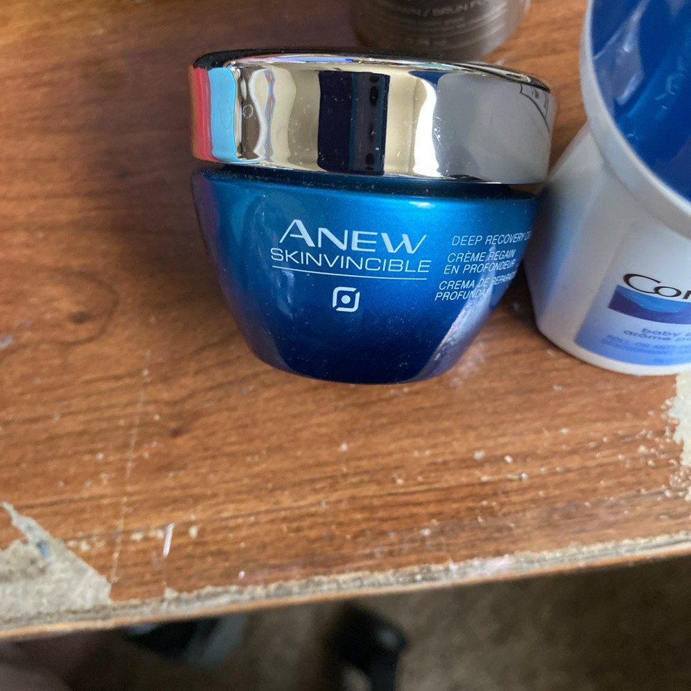 Avon Anew Skinvincible Night Cream 1oz Anti-Aging Deep Recovery Moisturizer New