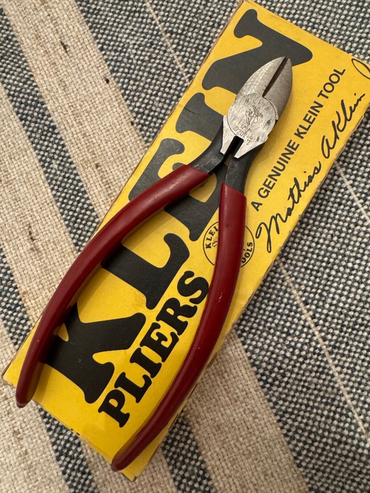NOS Klein Tools D202-6 Standard Diagonal Cutting Pliers Tapered Nose - USA