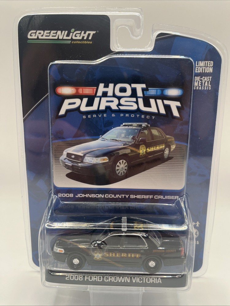 Greenlight Limited Edition Hot Pursuit 2008 Ford Crown Victoria 1:64 Diecast