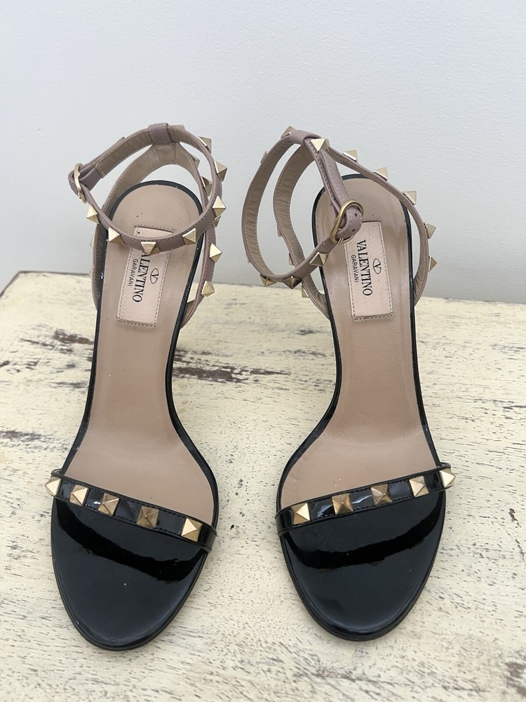 VALENTINO GARAVANI Rock Studs Patent leather Sandal 36 Black authentic Women
