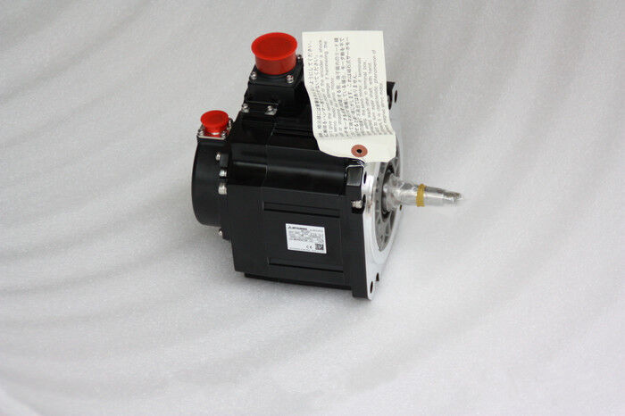 SERVO MOTOR HF104T-A42 HF104T NEW ORIGINAL FREE EXPEDITED SHIPPING #A6-4
