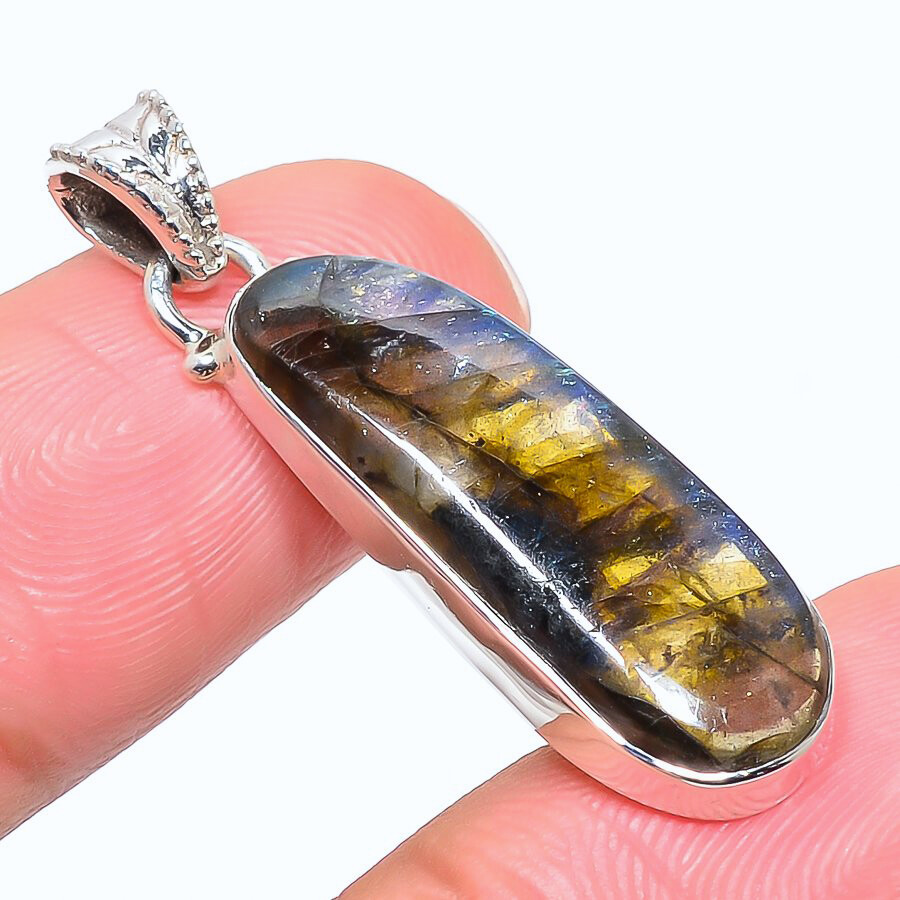 Natural Labradorite Gemstone 925 Solid Sterling Silver Gift Pendant 1.54