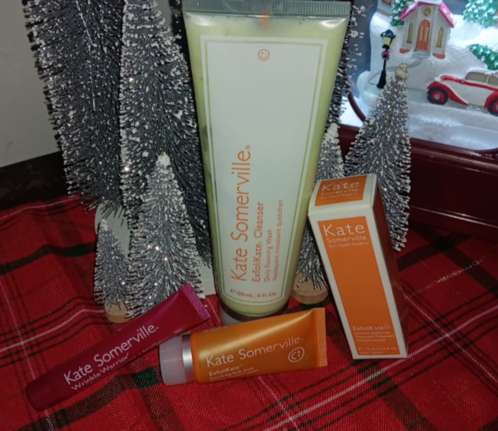 Kate Sommerville 4 Piece Lot INCLUDES FULL SIZE CLEANSER