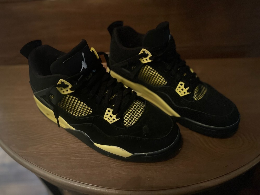 Jordan 4 Retro 2023 Mid Thunder Yellow/Black Size 12