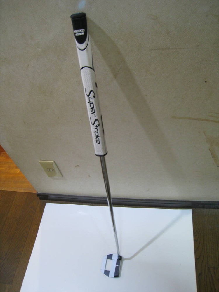 Putter Odyssey Ai-One Jailbird Mini Db derecho para Japón