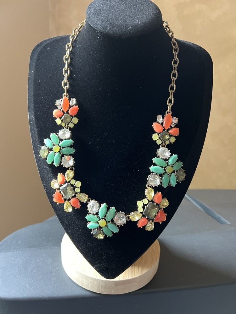 Stella And Dot Statement Necklace
