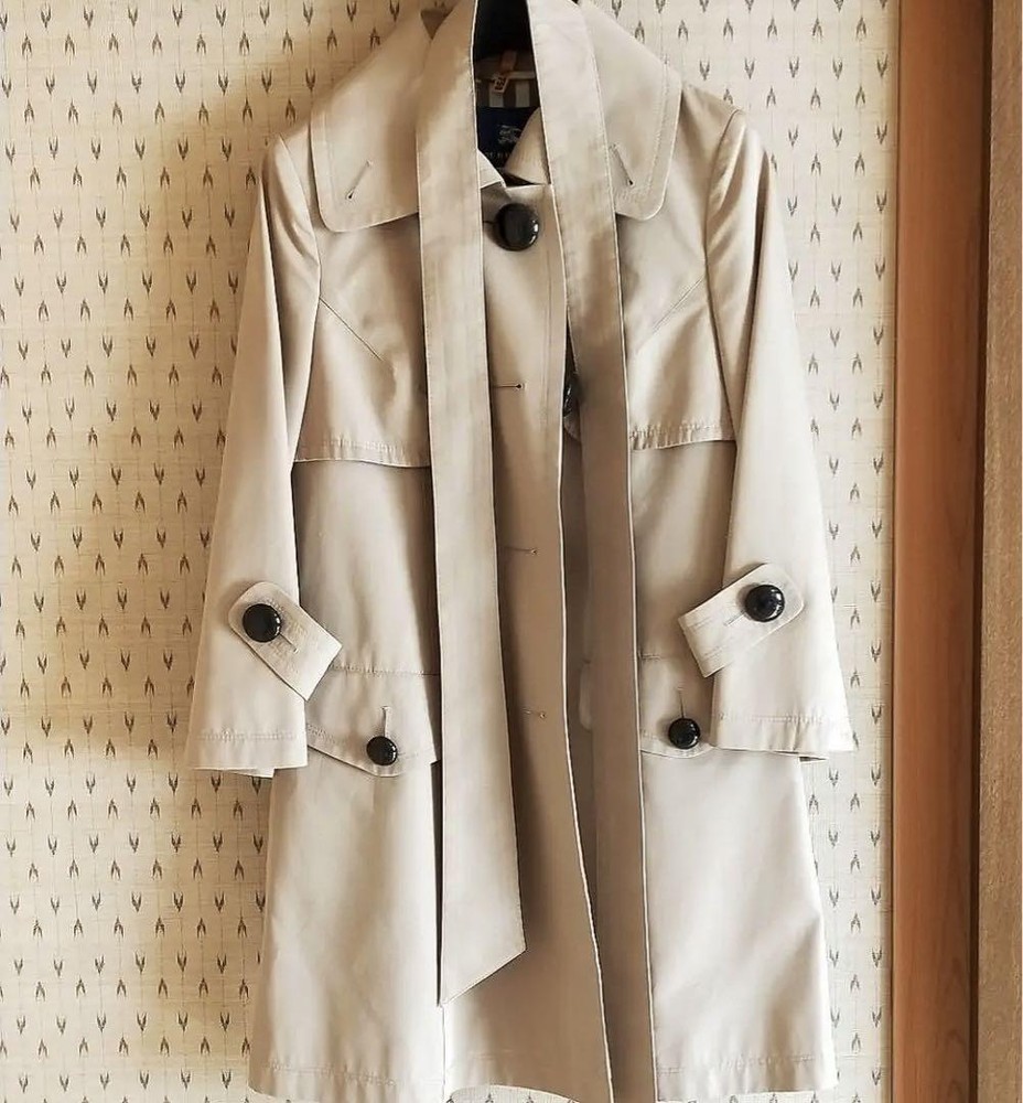 Burberry A-line Flared Trench Coat Woman from Japan