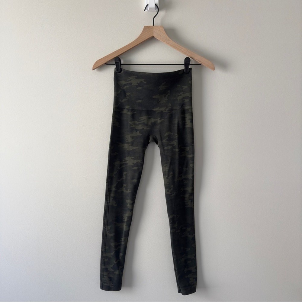 Spanx High Waist Camo Leggings Stretchy Athleisure Activewear