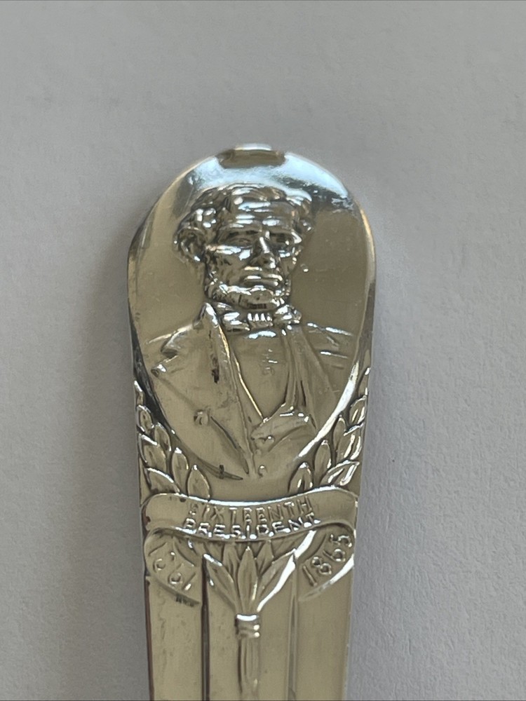 President Abraham Lincoln Vintage Souvenir Spoon Collectible