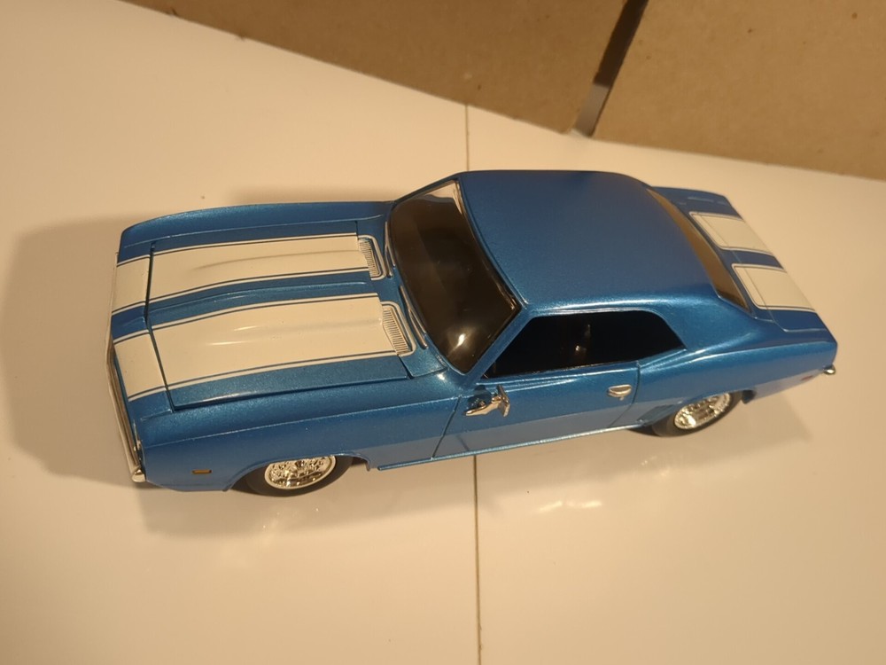 1969 Chevy Camaro 1:24 Scale Diecast Blue & White Stripes Loose Racing Champions