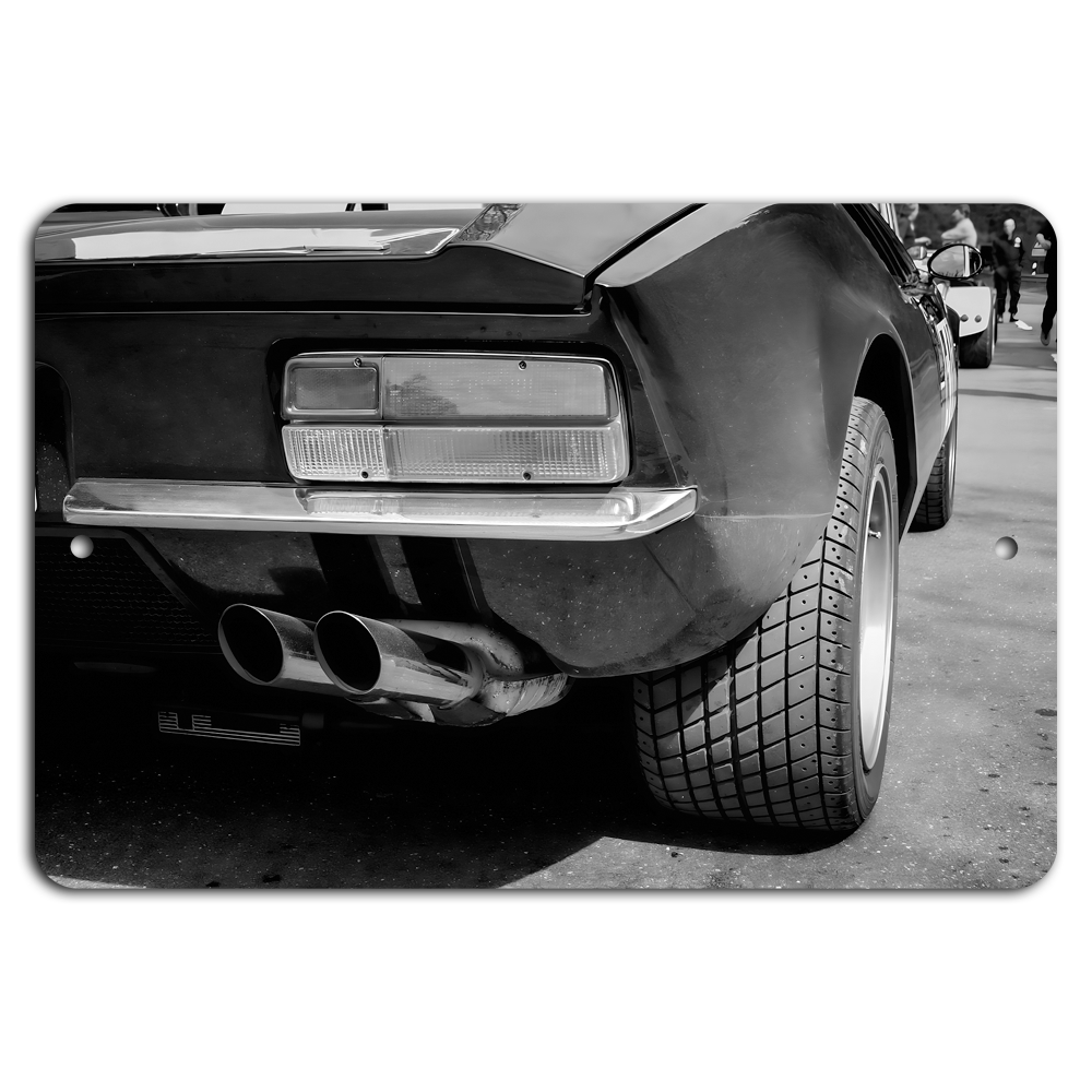 Classic Muscle Power: Retro Charm on Metal