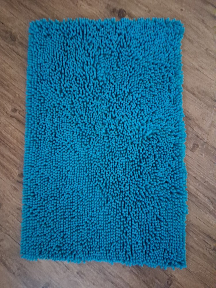 Foam Noodle Bath Rug, 20 1/2 x 31 1/2