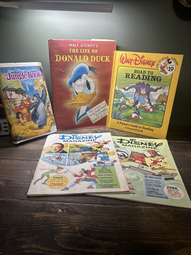 Walt Disney Lot Of 5 2 Hardback 2 Magazines And 1 VHS In Great Shape See Picture