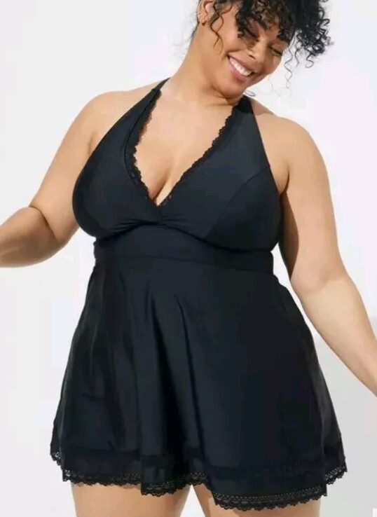 Torrid Swim Dress With Brief Size 3 3X Wireless Lace Trimmed Black One Piece