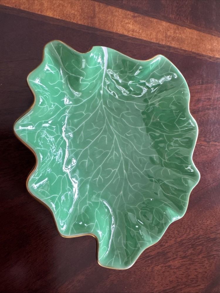 Herend Hungary Small Porcelain Natural Leaf Dish Tray Bowl 3.5 Inches 7790
