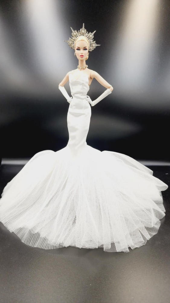 Clearance Sale: Fashion Royalty Doll Dress Gown Outfit New-image