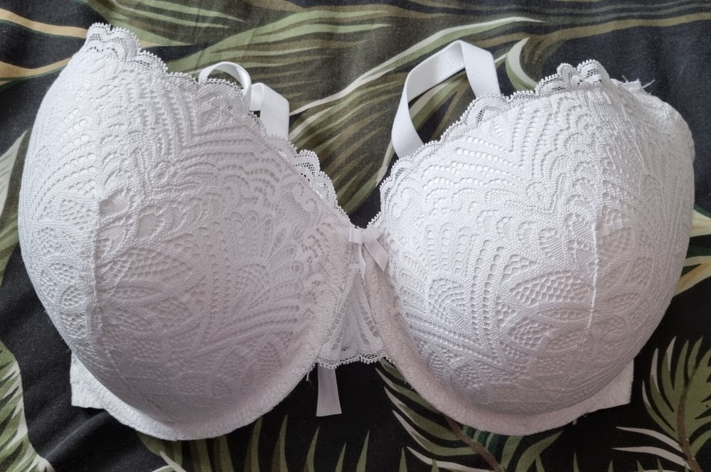 Iris Lilly Bra White Padded Underwired New  34E Uk