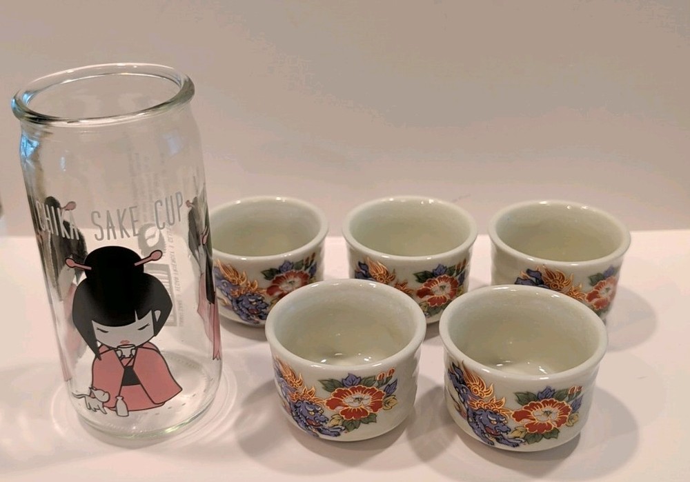Hakutsuru Chika Sake Cup and 5 vintage Japanese sake cups