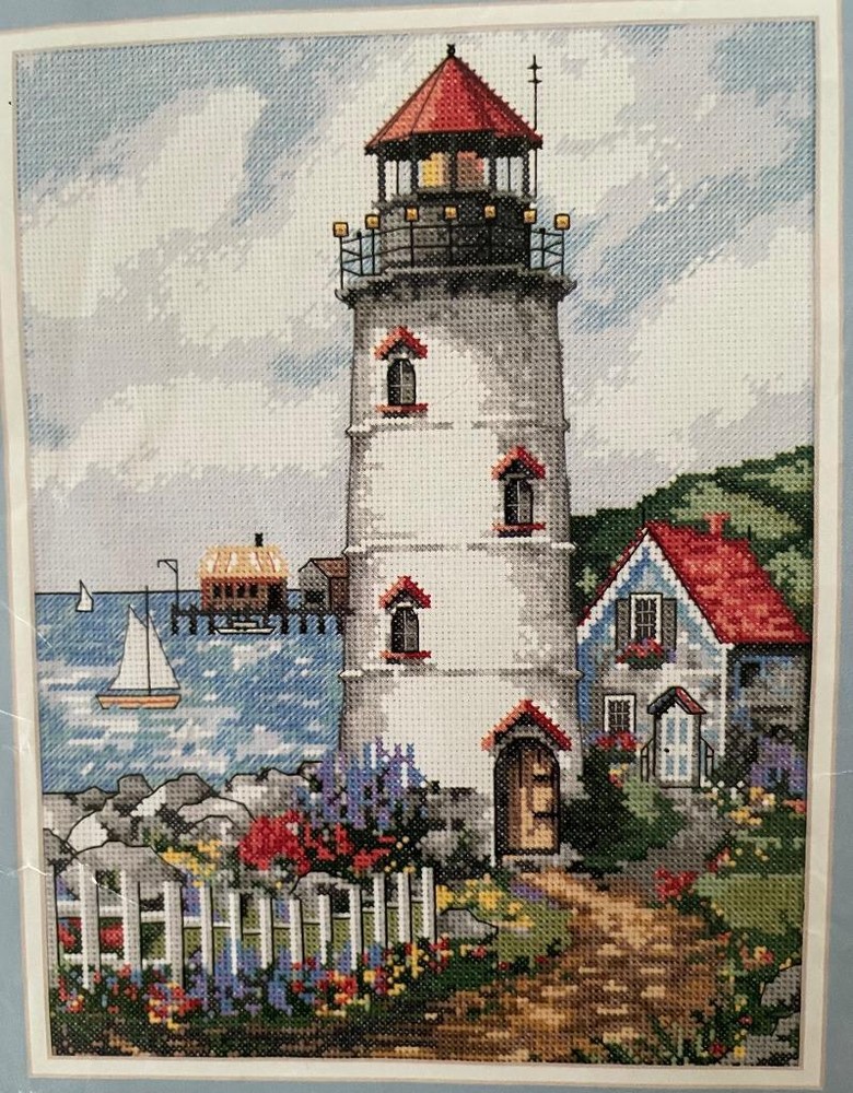 Vtg Counted Cross Stitch Kit~LIGHTHOUSE POINTE~organized floss~sailboat seaside+