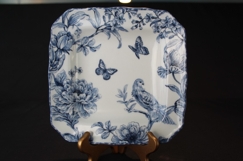 Pier 1 Imports Adrianna 8.5