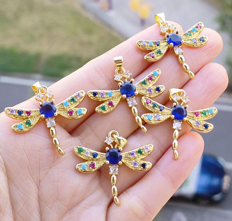 10pcs Metal Crystal Dragonfly Pendants Magic Reiki Healing Amulet