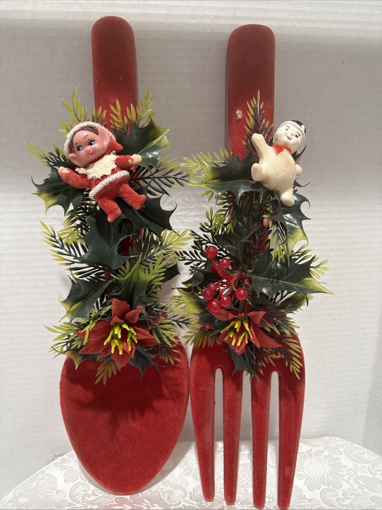 Vtg Christmas Giant Fork & Spoon Red Flocked Wall Decor Kitschy Holly 16”
