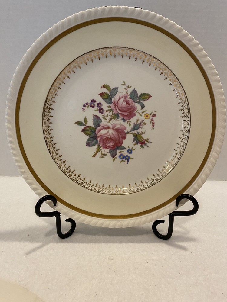 Johnson Bros  Windsor Ware England 10” Plate Pink Rose Floral Gold Rim