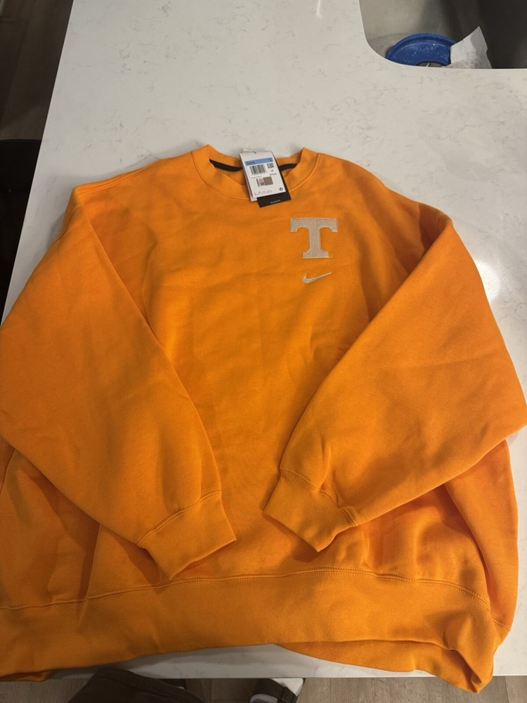 NCAA Tennessee Volunteers Sweater Nike Women’s Size M FJ8932-873 Oversized Fit