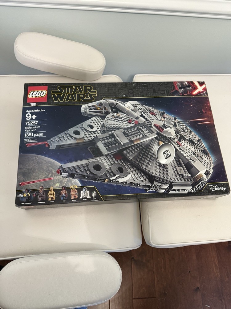 LEGO Star Wars: Millennium Falcon No Figs