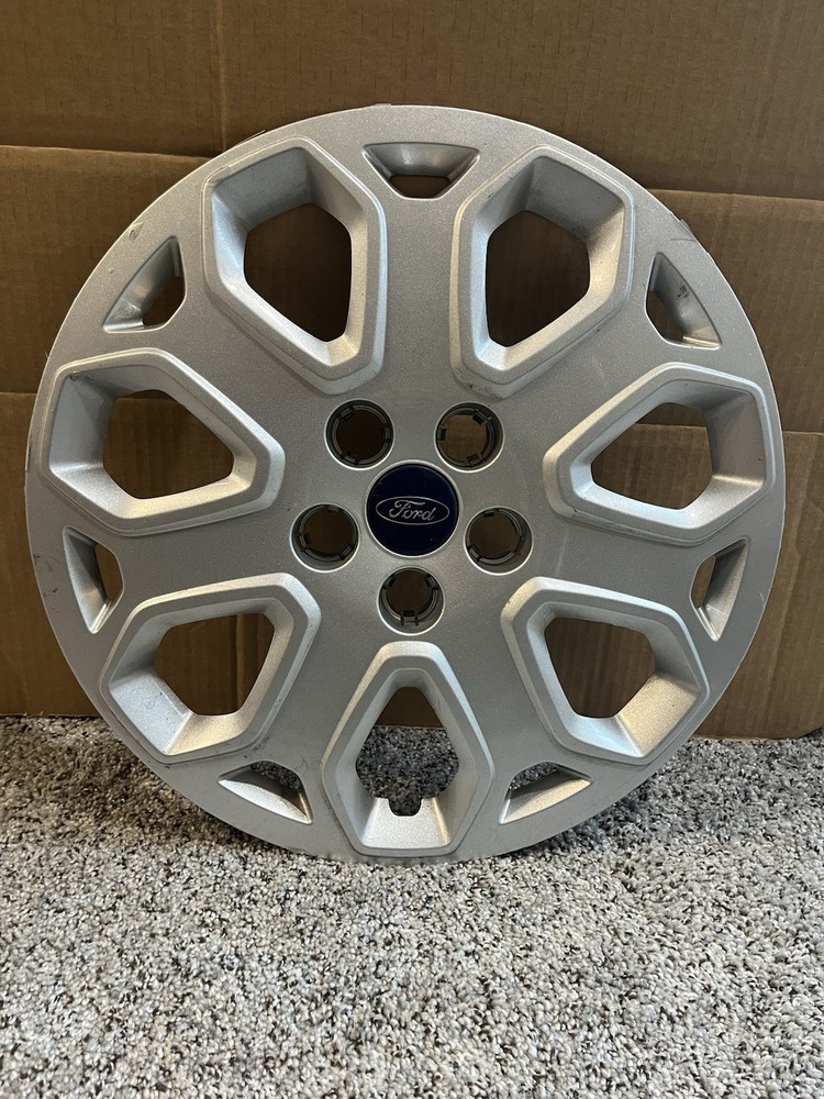 2012-2015 Ford Focus Hubcap Wheel Cover CM5C1130BNA OEM Replacement