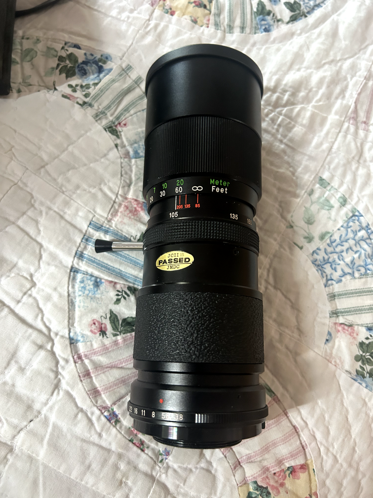 Vivitar 85-205mm f/3.8 Tele-Zoom Camera Lens for DSLR