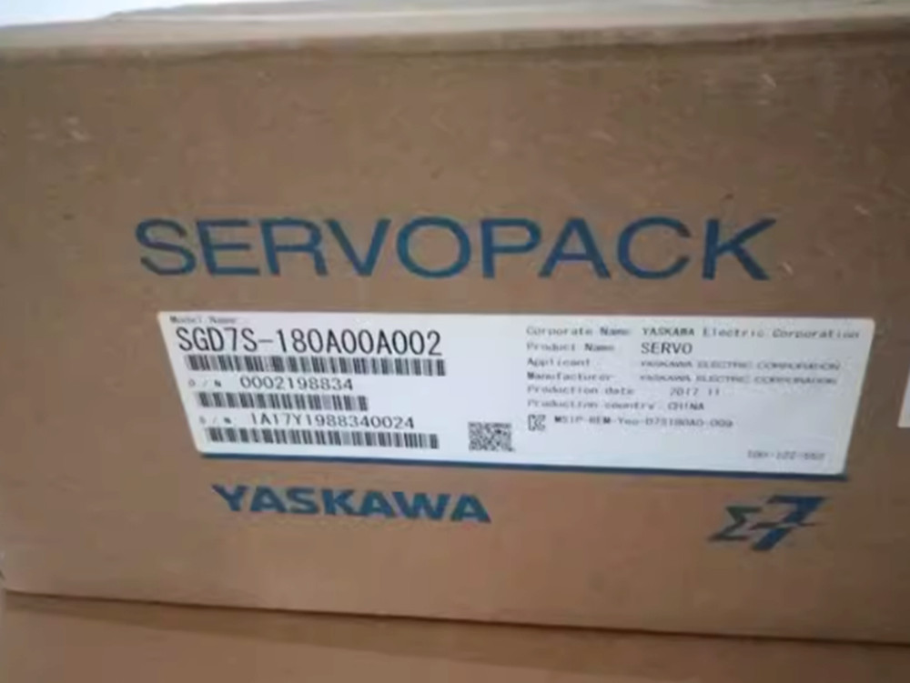New In Box Yaskawa SGD7S-180A00A002 Servo Drive SGD7S180A00A002