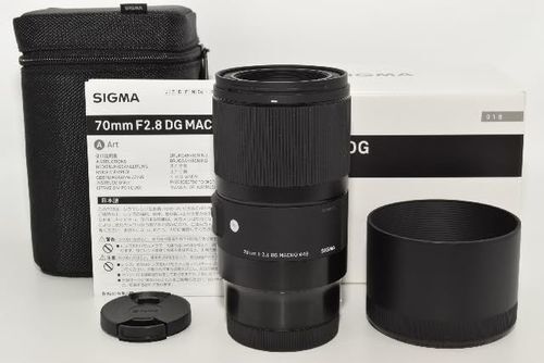 SIGMA 70mm F2.8 DG MACRO Telephoto Lens for Leica L Mount SLR