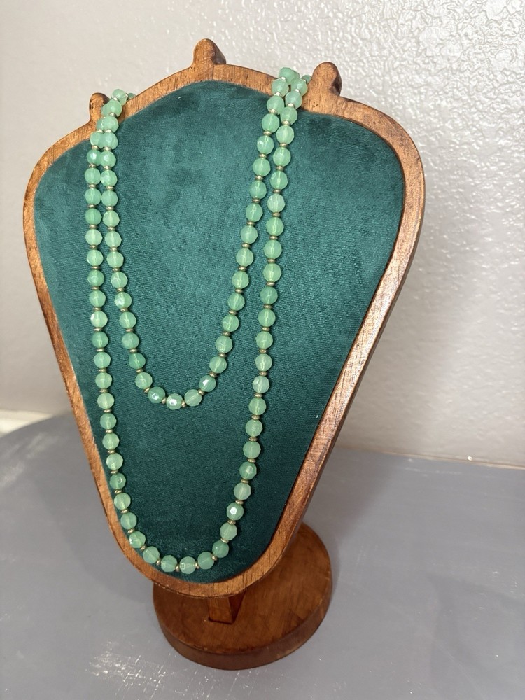 Vintage Green Faceted Bead Necklace Double Strand Gold Tone Clasp