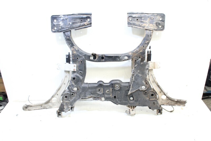 HAS NO REF front bridge Mercedes-Benz CLA CLASS BM 117 2014 1556240