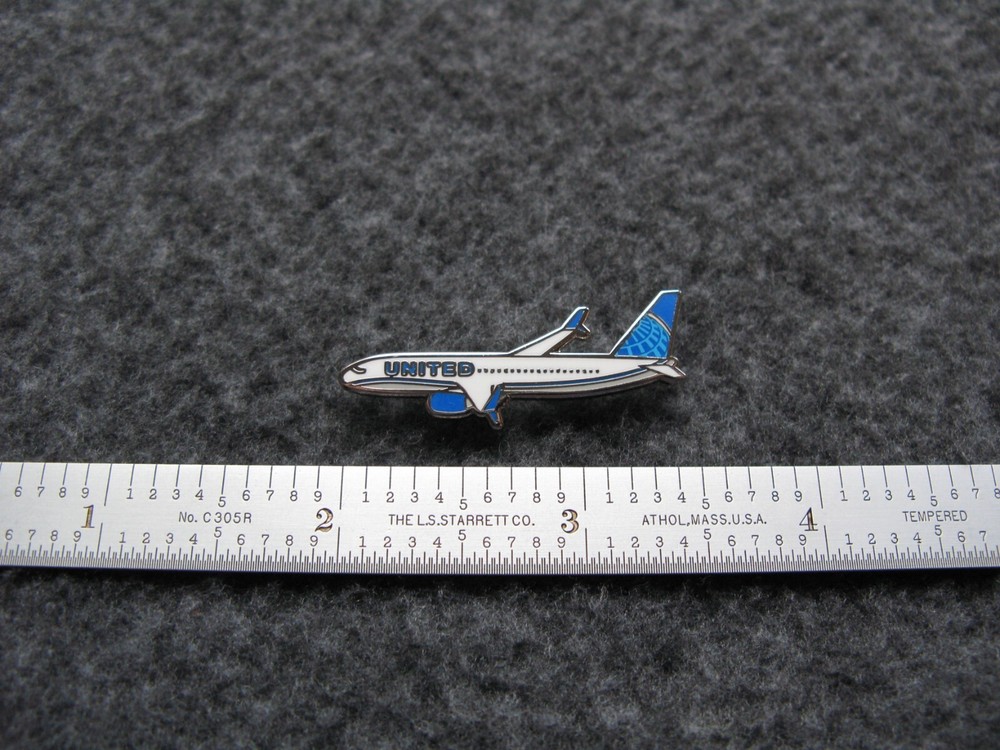 UNITED AIRLINES  /  UAL 737 AIRPLANE PIN