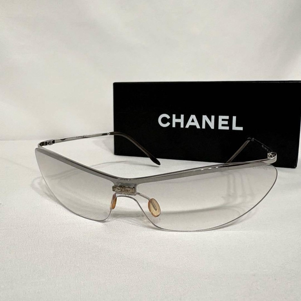 CHANEL 4042 Sunglasses with Coco Mark and Original Box