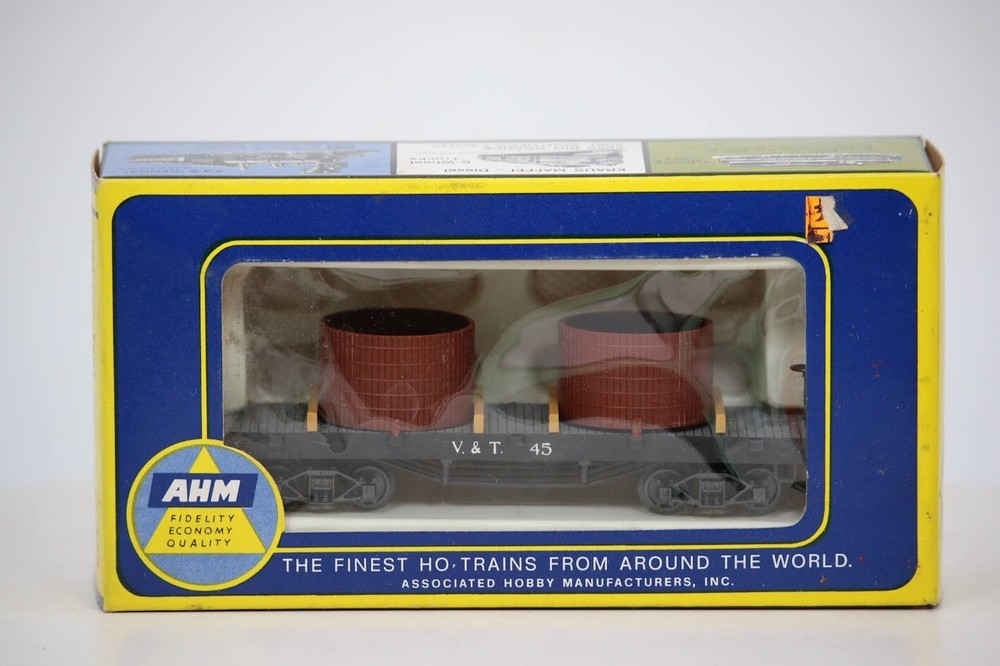 AHM HO Scale Oldtime Tank Car 6248 V & TRR 45 Train Model