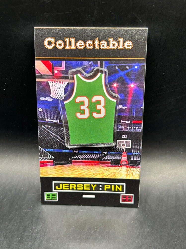 Milwaukee Bucks Lew Alcindor jersey lapel pin-#1 Classic RETRO Collectable