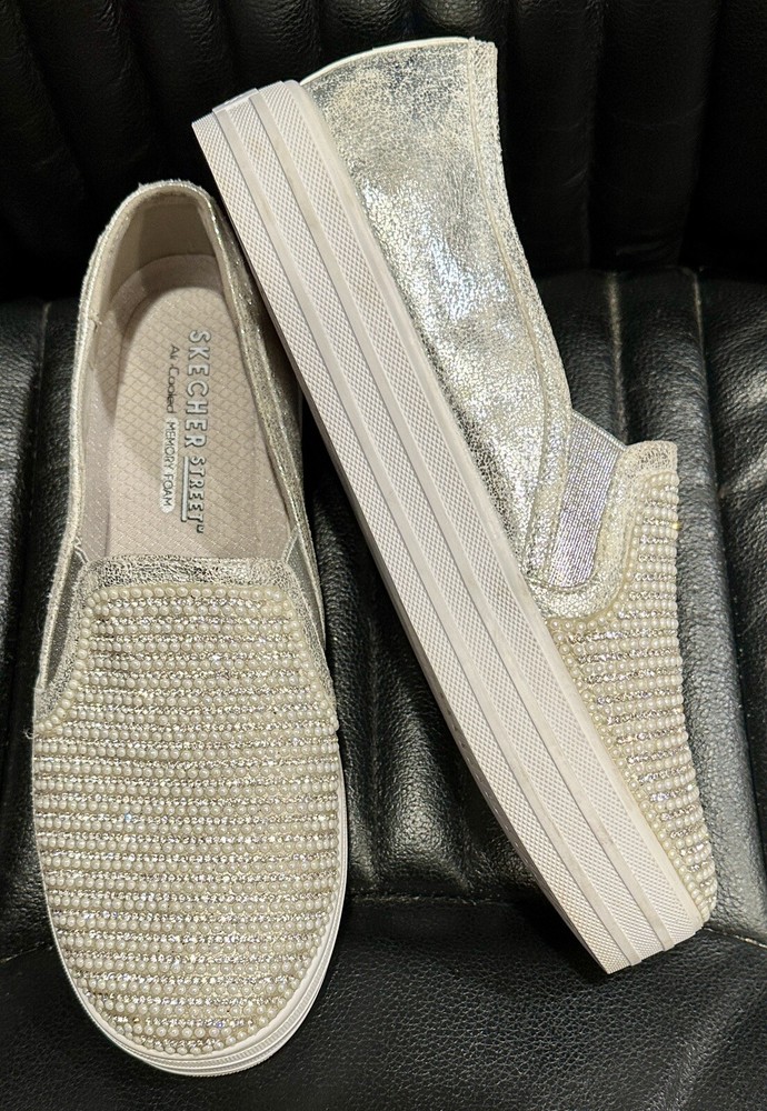 SKECHERS Women's Sz 7.5 Double Up - Shiny Dancer Casual Shoe Pearls Silver 25