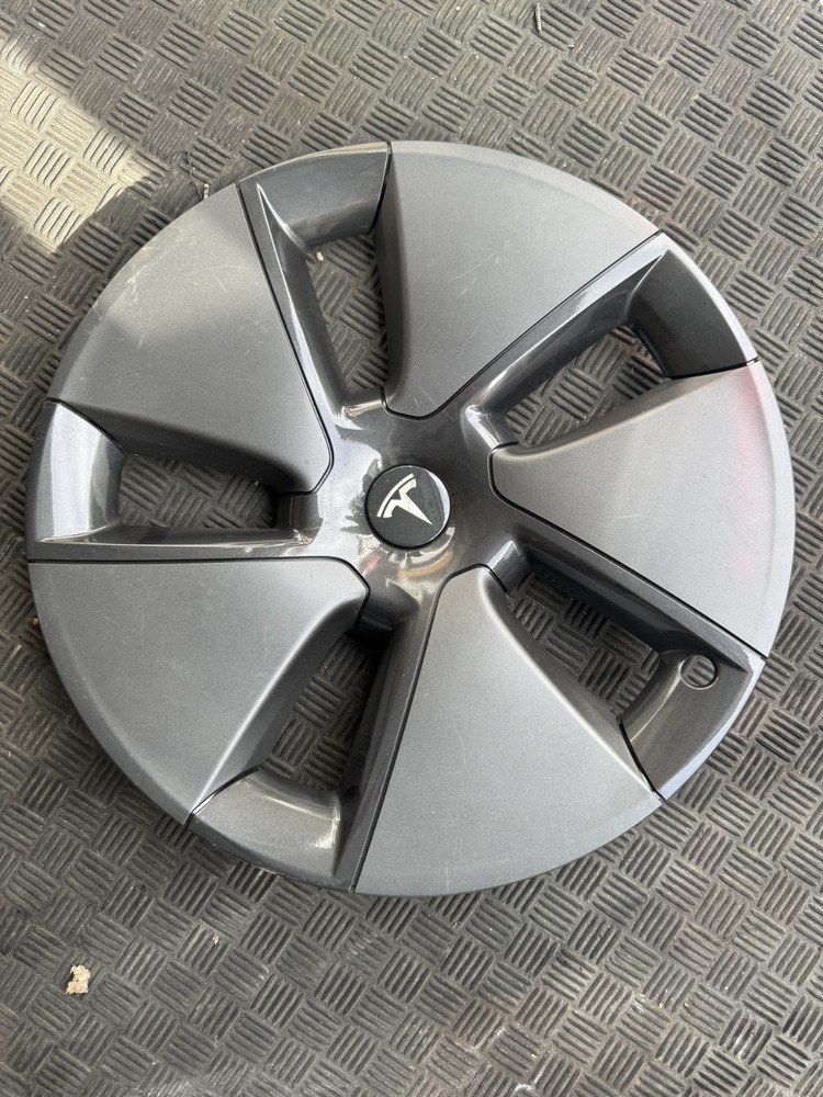 SET OF 4 TESLA MODEL 3 HUBCAPS 18” 2017-2023 OEM