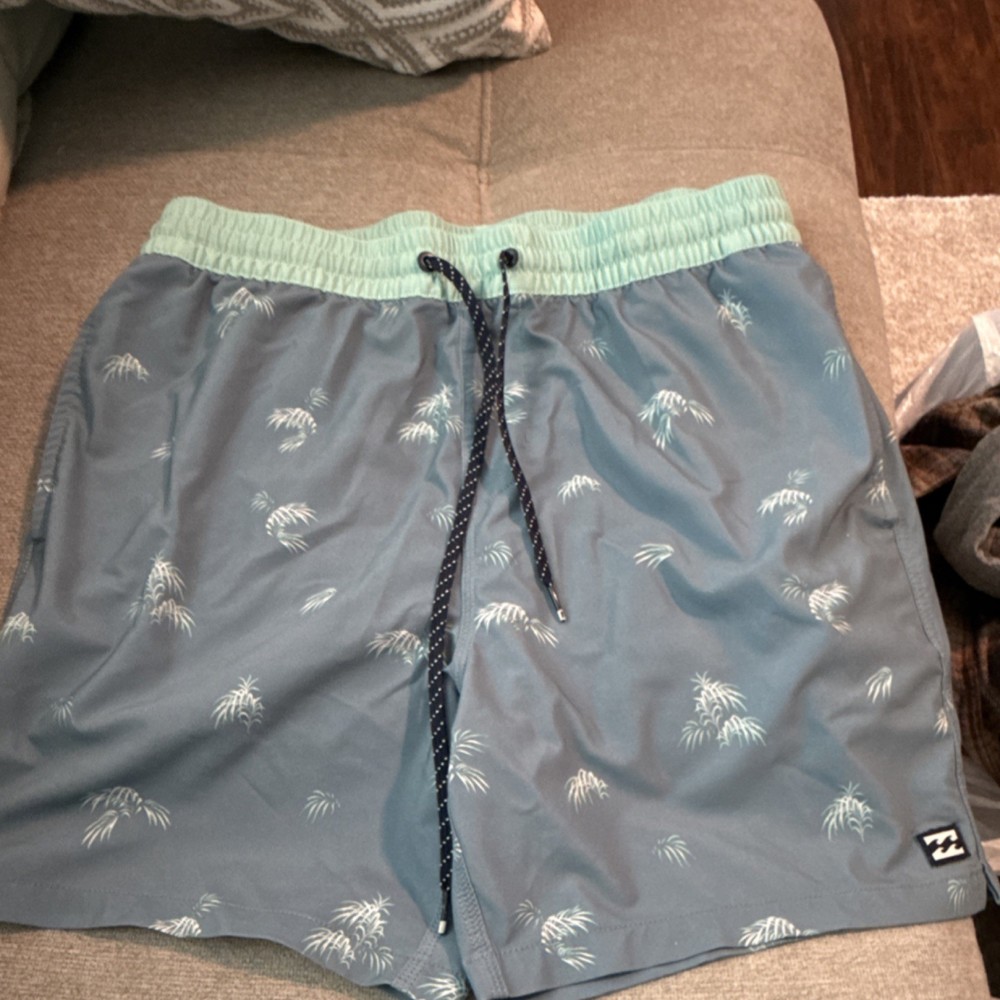 Billabong Men’s Swim Shorts Blue/Green Palm Print Drawstring Elastic Waist M