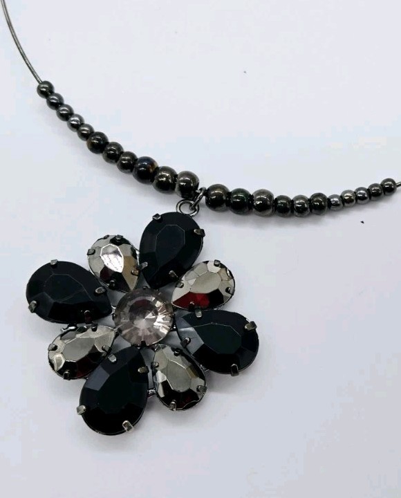 Wire Choker Pendant Necklace Crystal Flower Black Grey Macy's Wrap Around