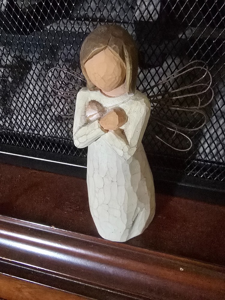 Willow Tree Sign For Love Figurine by Susan Lordi 5.25 Inch 2003