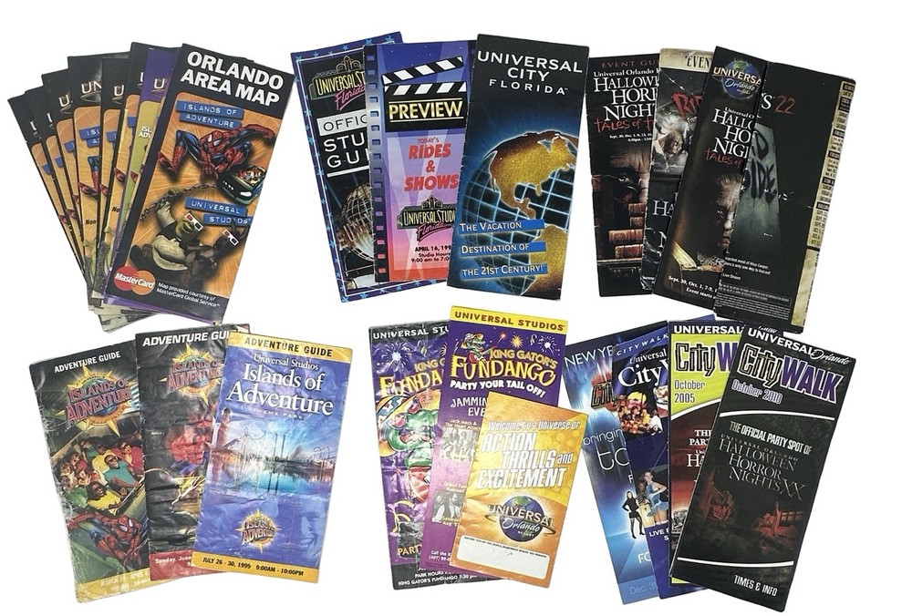 (27) Vintage Universal Orlando Guides Lot Maps HHN CityWalk Islands Adventure