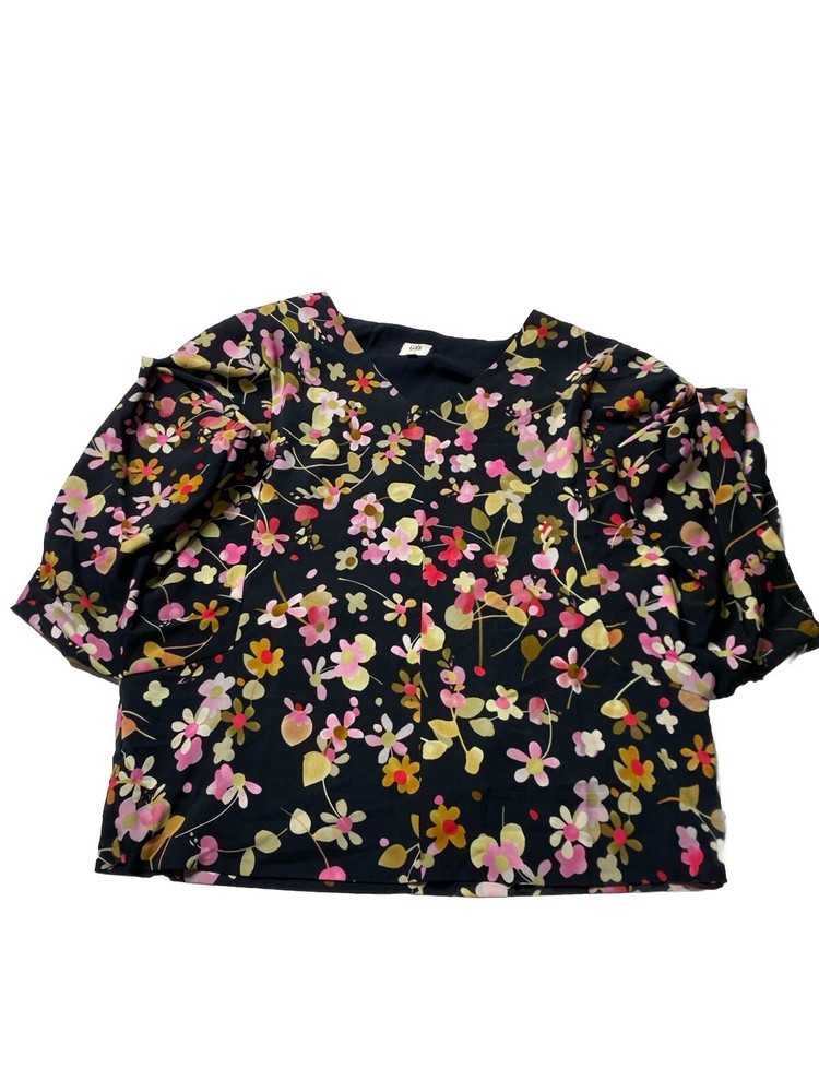 CAbi Womens Size S Charm Blouse Floral Print Short Sleeve Blouse Art Teacher