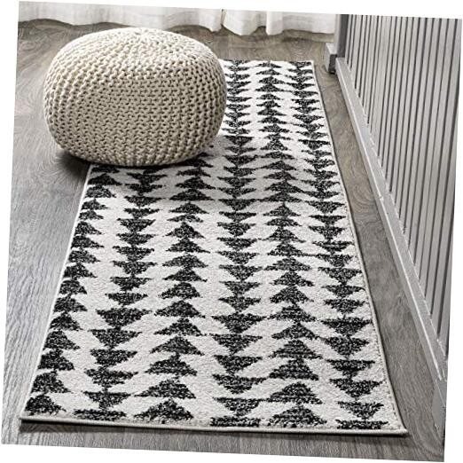 Aisha Moroccan Triangle Geometric Runner Rug, 2' x 8' (Runner) Cream/Black