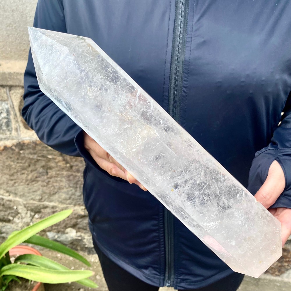 4.72G Natural clear quartz obelisk Crystal Energy Tower Point Energy -